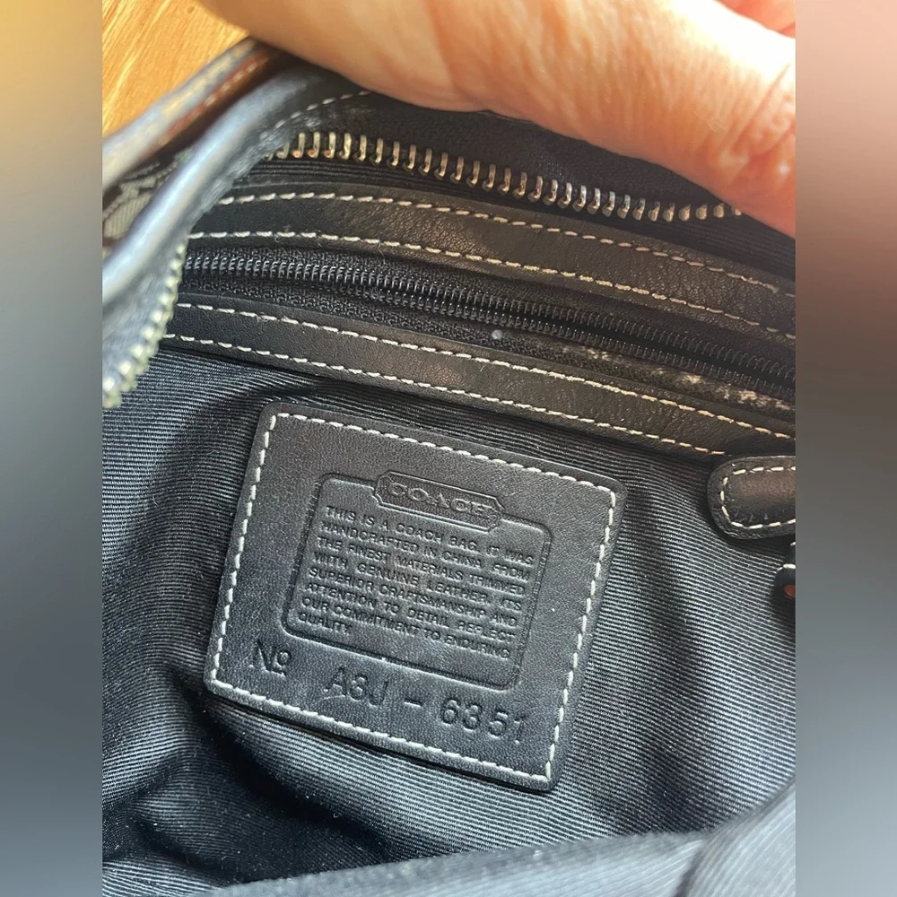 Coach | Signature Collection Shoulder Bag w/ Dust Bag & Papers - Vintage - Picture 14 of 14